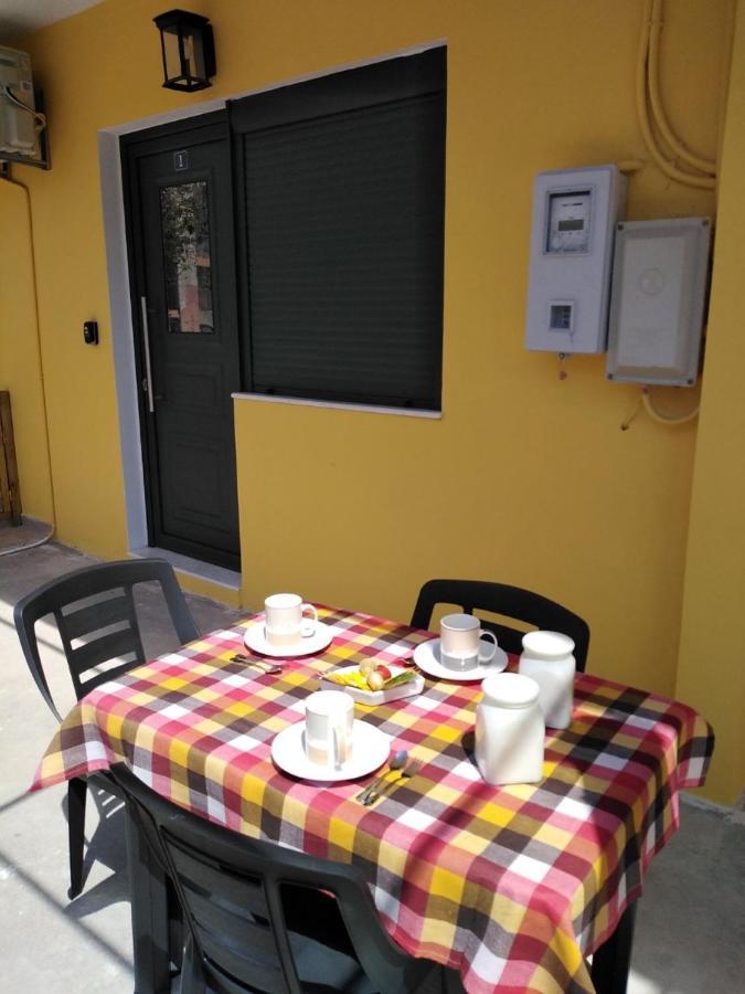 Serafi Cozy Rooms Архангелос Екстериор снимка